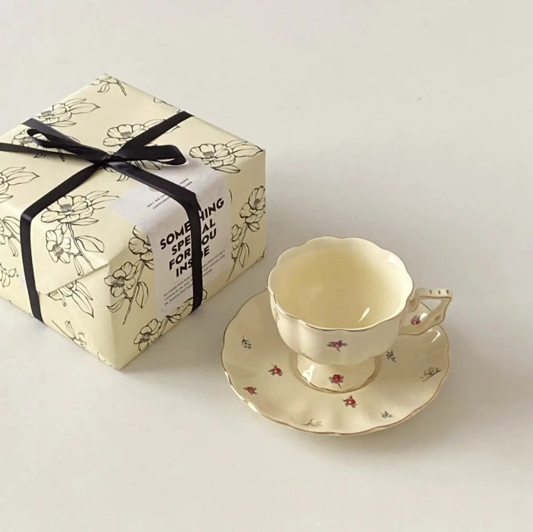 French Vintage Cream-Colored Afternoon Tea Coffee Cup - European Elegant Birthday Gift for Her